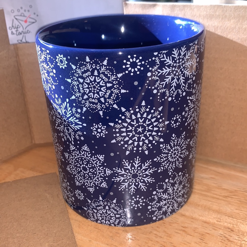 Chic & Tonic Snowflake Mug